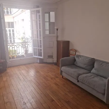 Charming In Montmartre Abbesses * Parigi